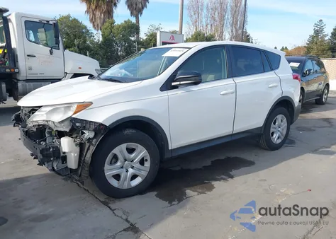 2015 Toyota Rav4 Le z USA, uszkodzony, nr VIN JTMZFREV1FJ032716